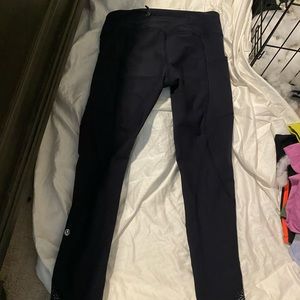 Lululemon leggings, pocket and scalloped bottom